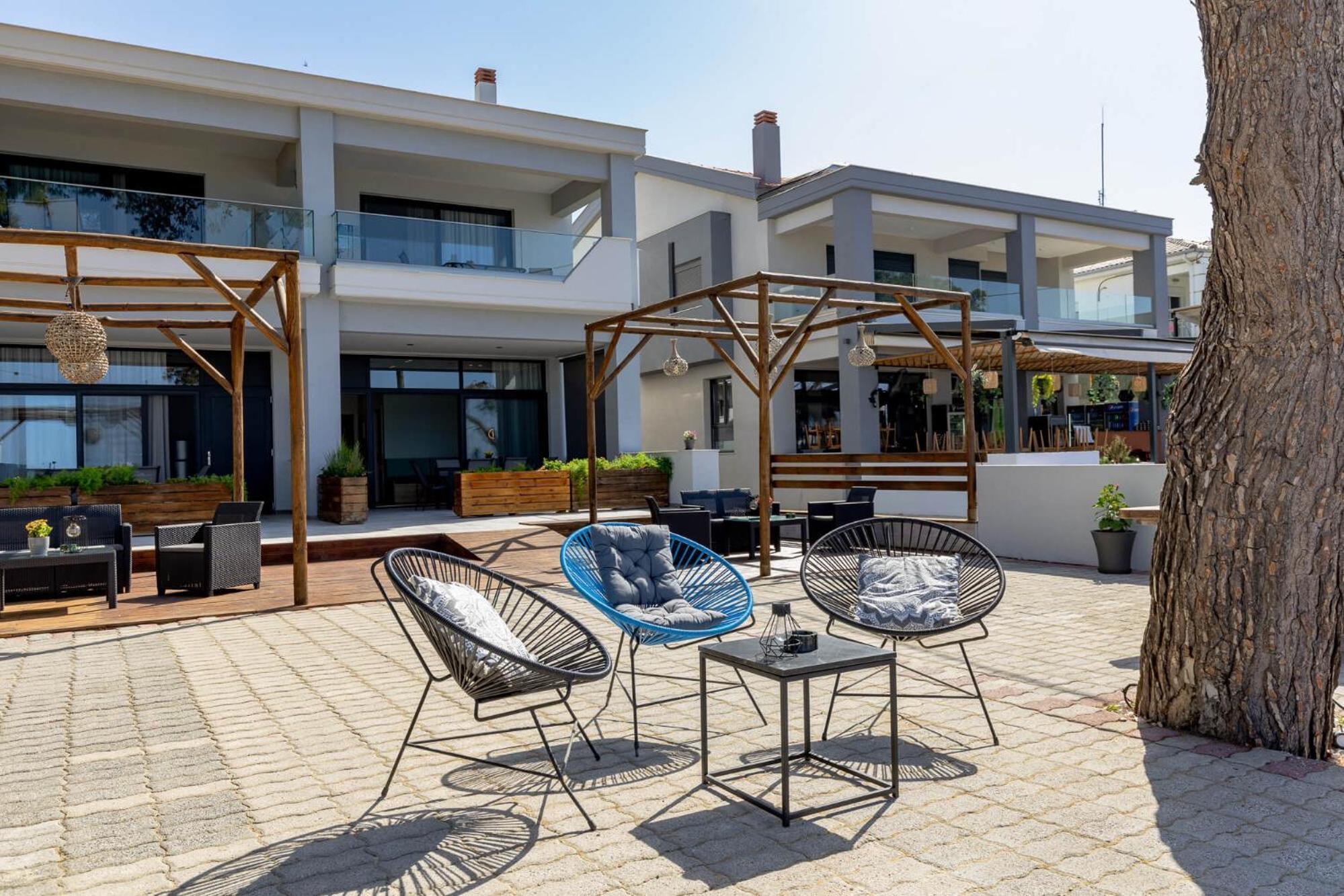Enalia Luxury Living Lejlighed Nikiti  Eksteriør billede