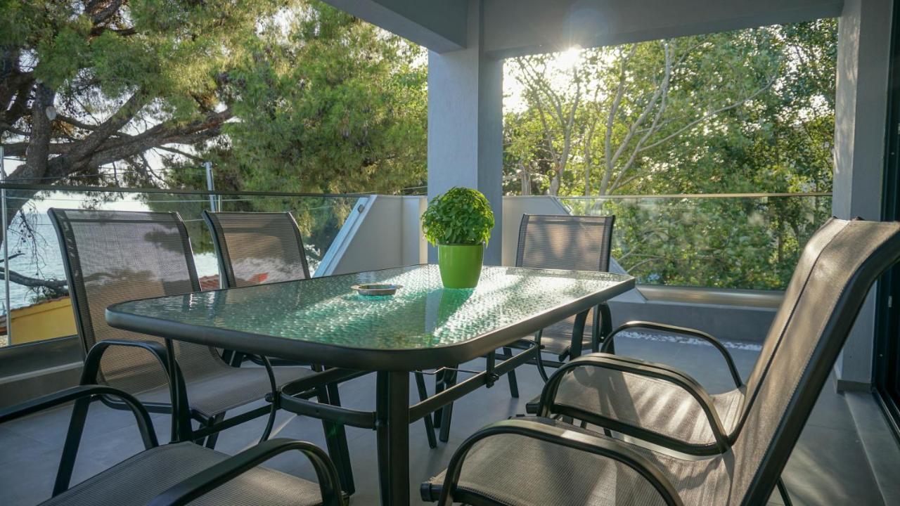 Enalia Luxury Living Lejlighed Nikiti  Eksteriør billede
