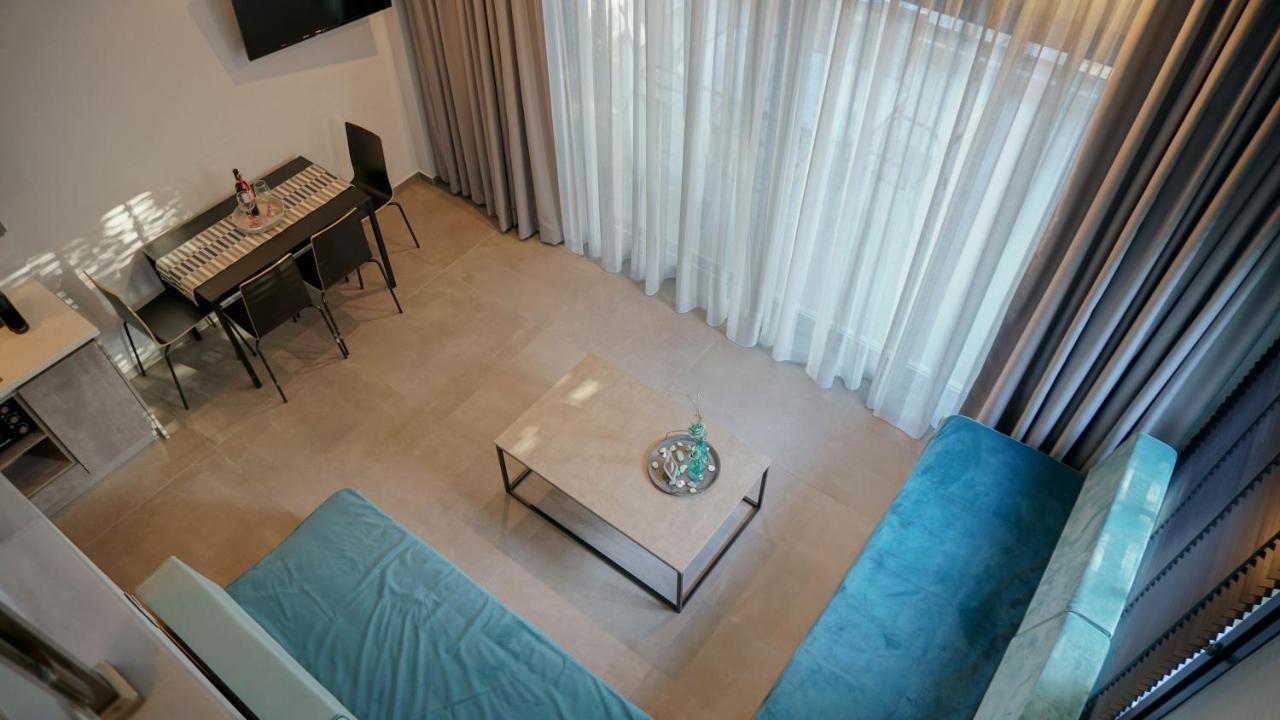 Enalia Luxury Living Lejlighed Nikiti  Eksteriør billede