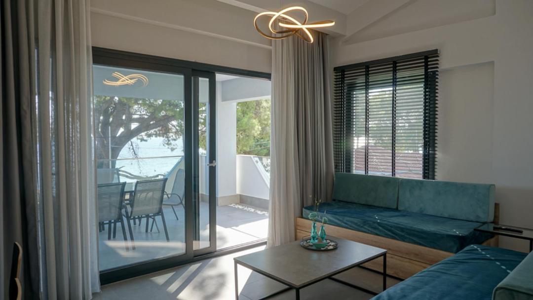 Enalia Luxury Living Lejlighed Nikiti  Eksteriør billede