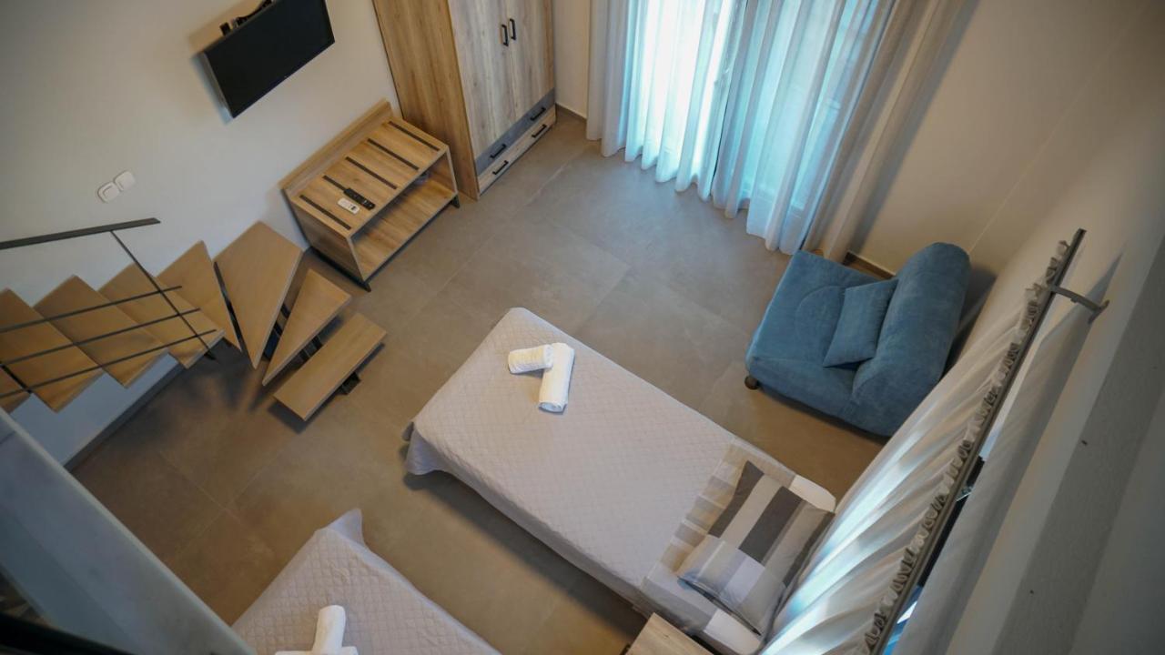 Enalia Luxury Living Lejlighed Nikiti  Eksteriør billede