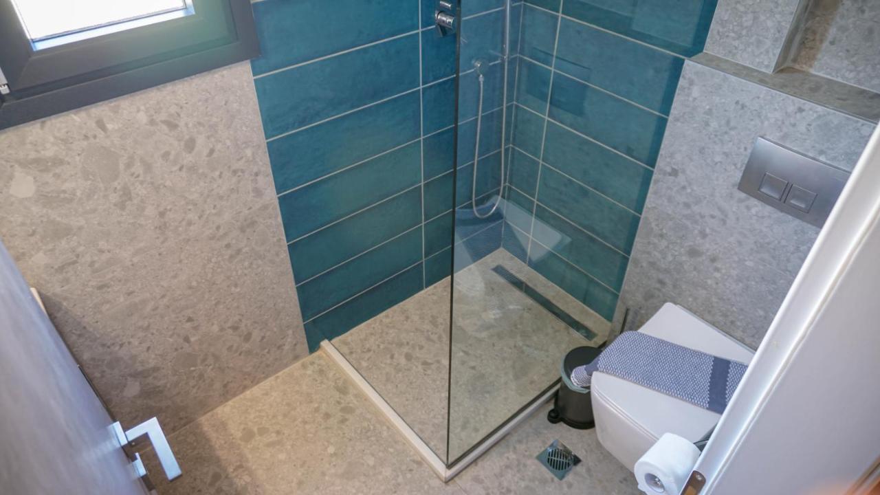 Enalia Luxury Living Lejlighed Nikiti  Eksteriør billede