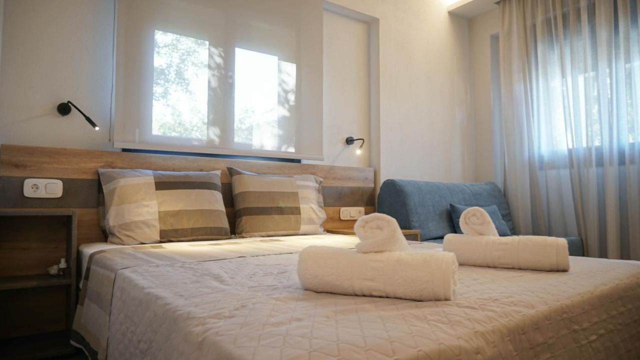 Enalia Luxury Living Lejlighed Nikiti  Eksteriør billede