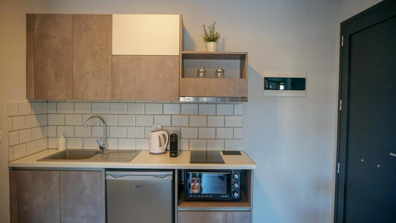 Enalia Luxury Living Lejlighed Nikiti  Eksteriør billede