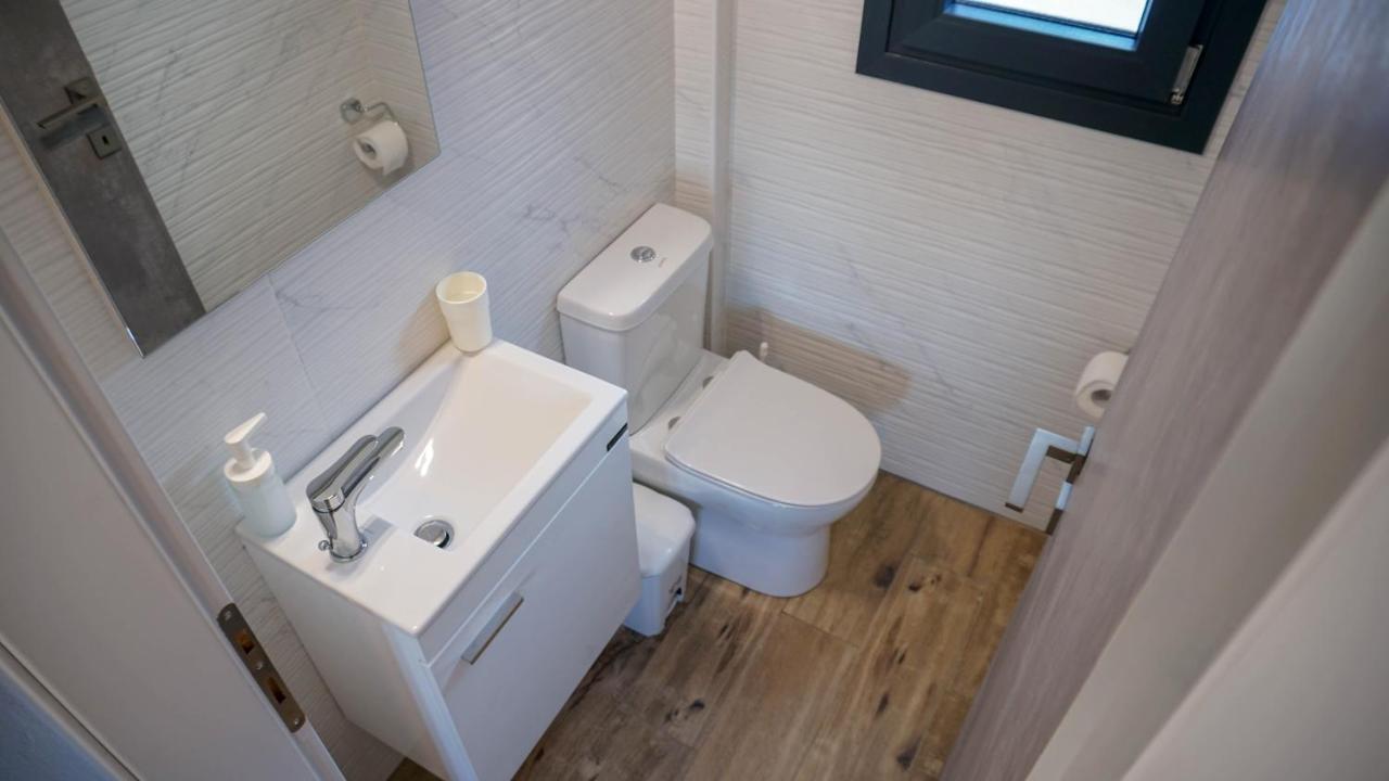 Enalia Luxury Living Lejlighed Nikiti  Eksteriør billede